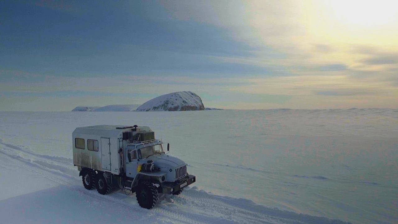 Sur les routes de glace de Sibérie